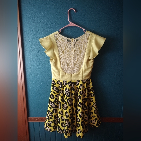 Pussycat Retro Yellow Leopard Print Fit & Flare Dress - Picture 4 of 6